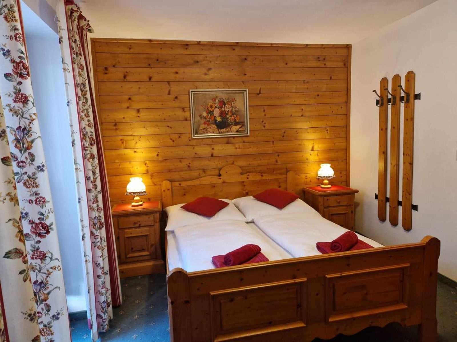 Pension Alpenrose Kitzbuhel Bagian luar foto