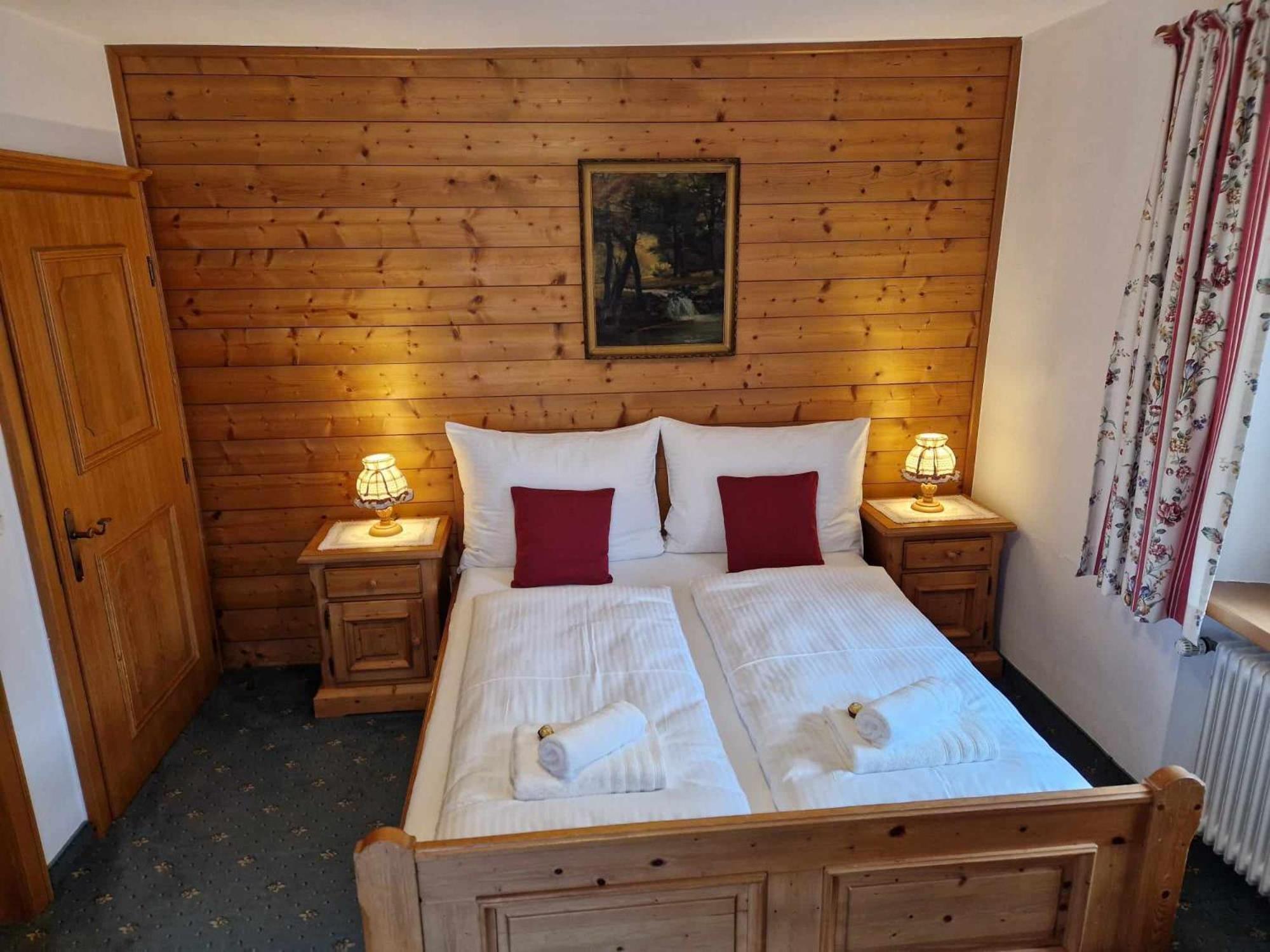 Pension Alpenrose Kitzbuhel Bagian luar foto