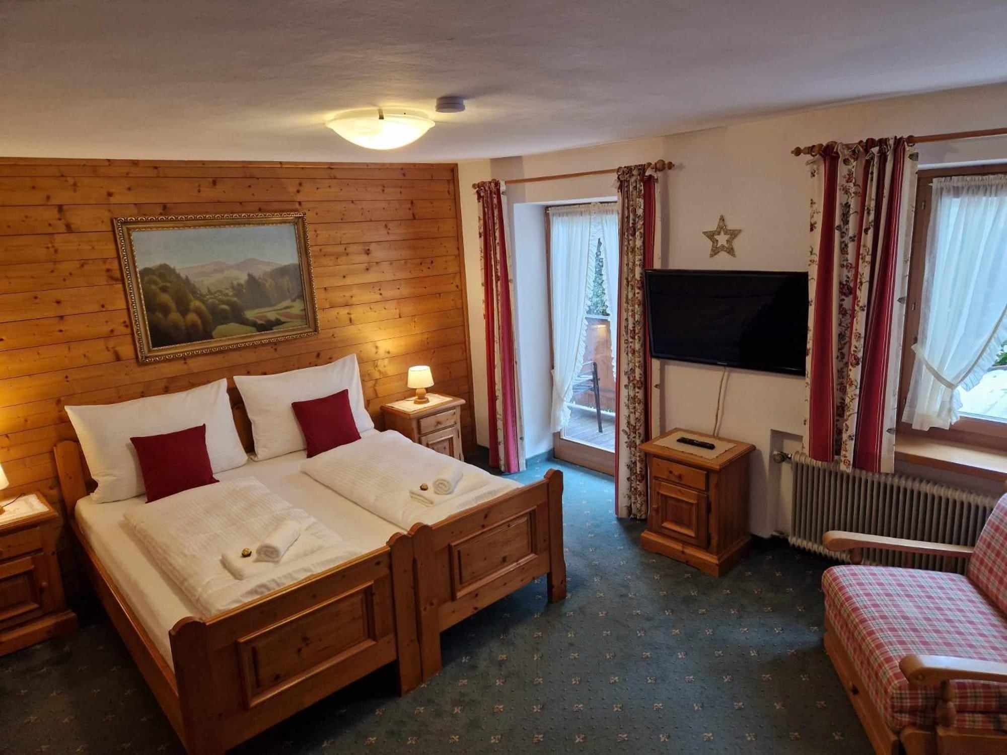 Pension Alpenrose Kitzbuhel Bagian luar foto